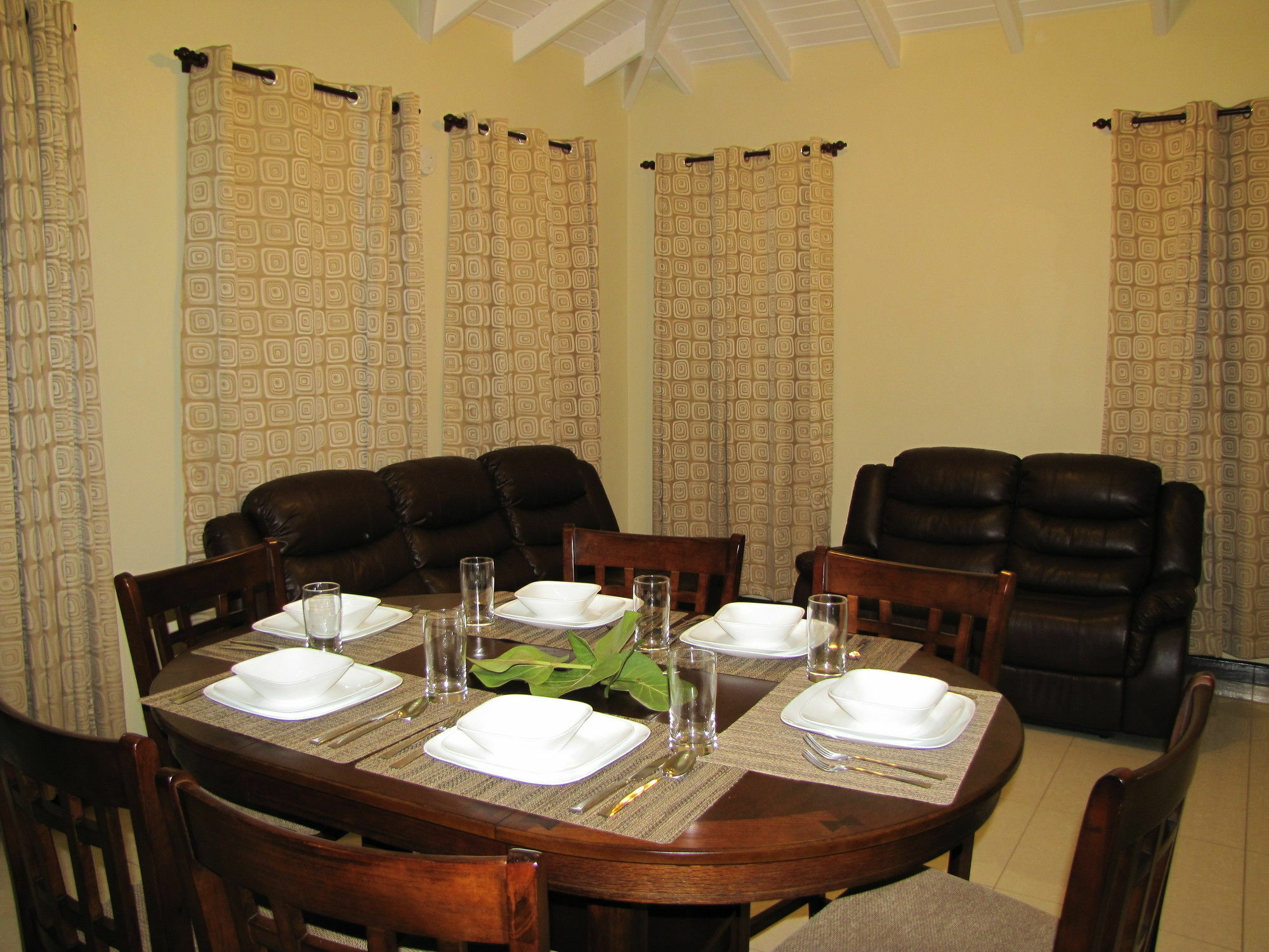 Sea Grape Villas The Settlement Esterno foto